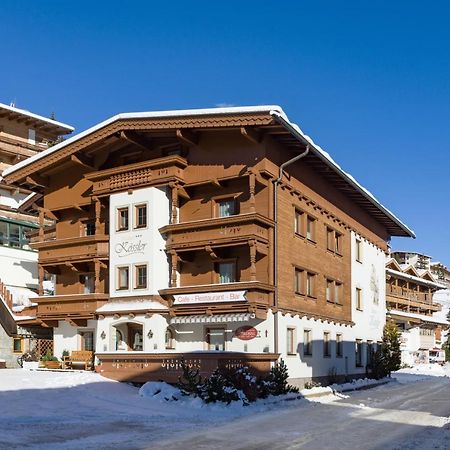 Hotel Koessler Тукс Екстериор снимка