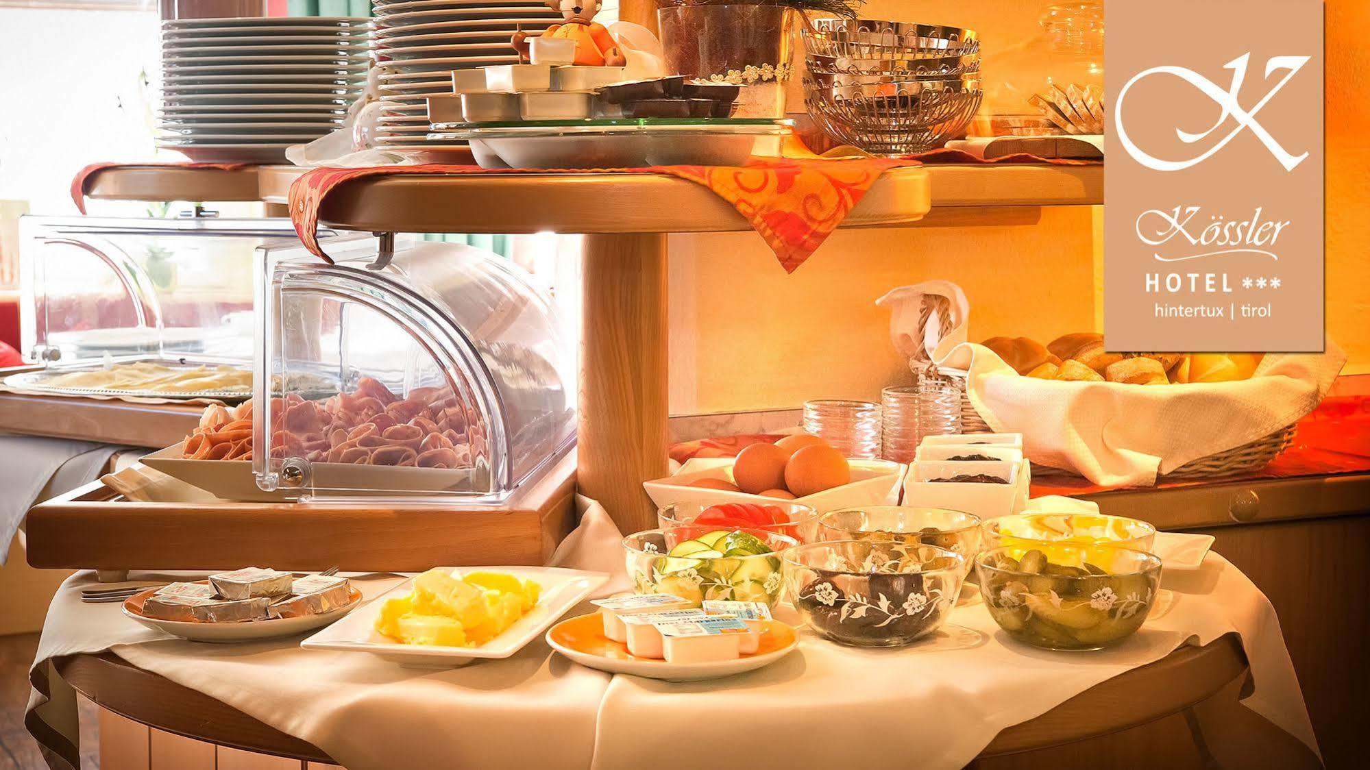 Hotel Koessler Тукс Екстериор снимка